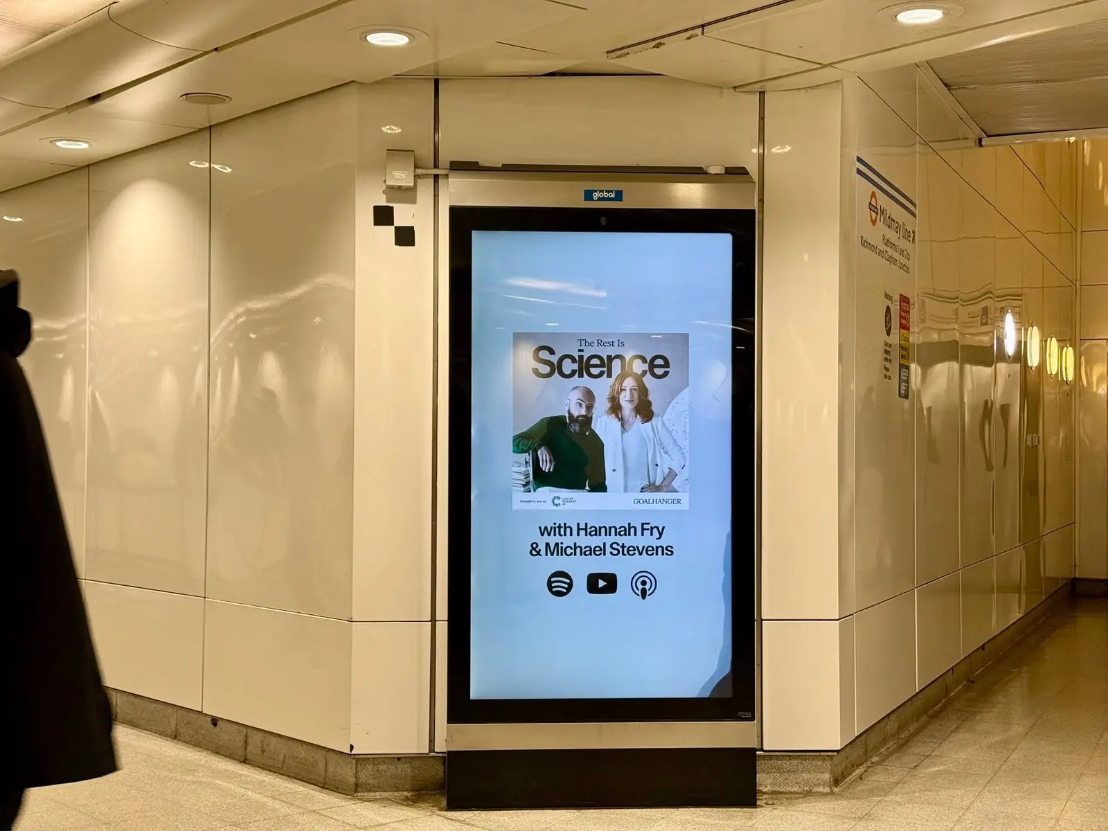 Digital advertising screens in an Underground station